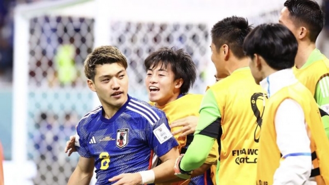ความรู้สึกแฟนบอลทั่วโลก หลังเห็นทีมเอเชีย "ญี่ปุ่น" พลิกเอาชนะแชมป์โลก สเปน อย่างเหลือเชื่อ