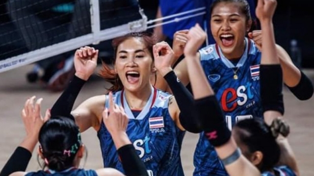 ร่างทอง! หนึ่งเดียว "วอลเล่ย์บอลหญิงทีมชาติไทย" สถิติขึ้นท็อปอันดับ 1 อัด เกาหลีใต้ เวทีโลก