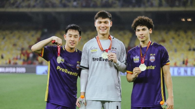 3 แข้งทีมชาติไทยดังไกล! โผล่เพจ "ฟาบริซิโอ โรมาโน" หลังช่วยทีมคว่ำ แมนยู