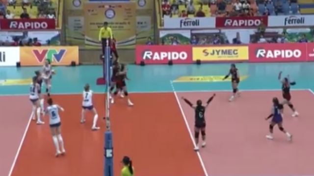 เซต 4 สุดเดือด "วอลเล่ย์บอลหญิงทีมชาติไทย" U21 โชว์ฟอร์มสุดโหด ไล่ทุบพลิกแซงโค่น แชมป์เก่ารัสเซีย ตัดสินเซต 5