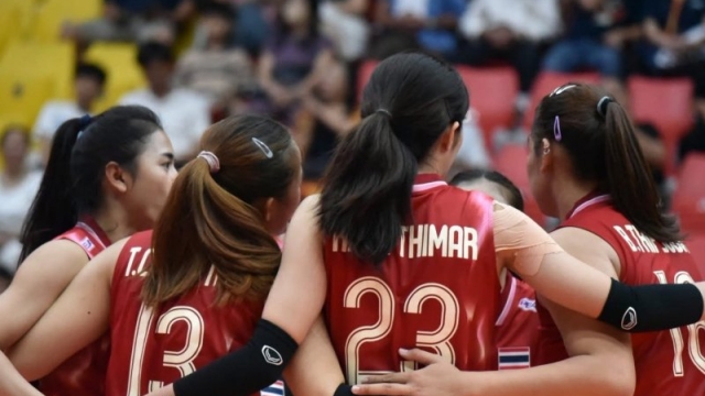 งานเข้า "ทีมสาวไทย" U21 !! ก่อนแมตช์ชี้ชะตา ทีมชาติฟิลิปปินส์ ชุดใหญ่