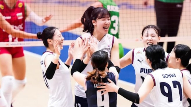 สุดช๊อก !! เกาหลีใต้ทุบคว้าแต้มสำคัญ แซงไทยขึ้นโซนหนีตกชั้น VNL 2025