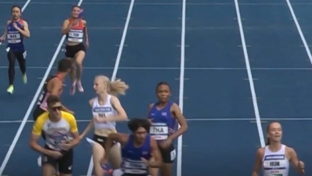 สุดช๊อก !! ทีมผลัดผสมไทย 4x400 สับเข้าเส้นชัยรวมสองฮีตทำเวลาดีสุด แต่ชวดเข้าชิงชนะเลิศ ศึกใหญ่ระดับโลก