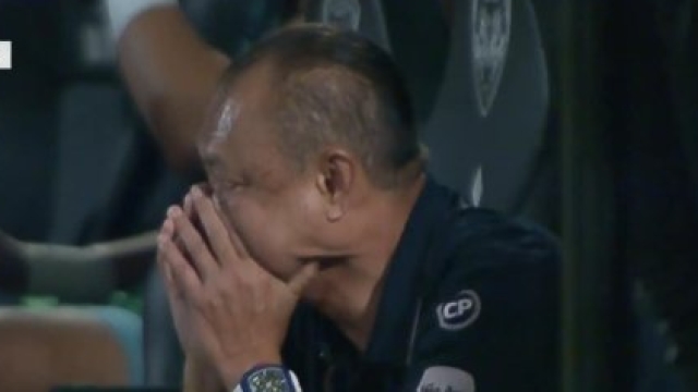 ด่วน! ลุงเนวิน โพสต์เคลื่อนไหว สละเลือดทุกหยาดเป็นชาติพลี , ทหารไทยต้องไม่ตายฟรี , คนไทยต้องไม่ตายฟรี