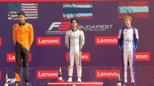 ช๊อตวินาที "เติ้น ทัศนพล" ขึ้นรับแชมป์ประวัติศาสตร์ F3 Sprint Race บนเวทีโลก สหรัฐอเมริกายังยอม