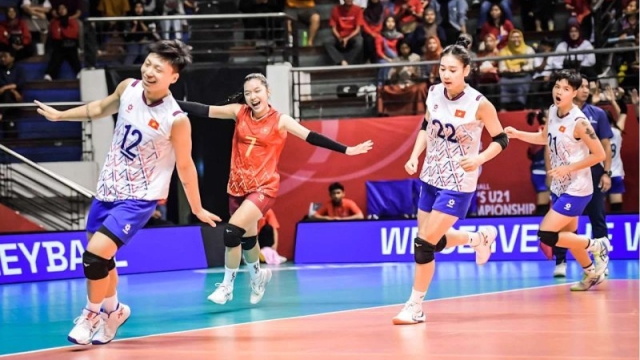 ตู้แช่พา "เวียดนาม" กระหึ่มโลก! สร้างประวัติศาสตร์โค่นชนะ เซอร์เบีย ศึกวอลเลย์บอลหญิง U21 ชิงแชมป์โลก