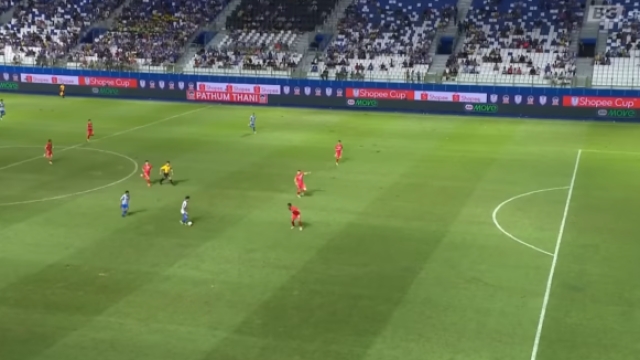 ชมช็อต ชนาธิป กดซ้ายตุงตาข่าย คอง อันห์ ฮานอย ฟิลิป เหงียน ยังยอม
