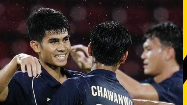 ฮือฮา !! ทีมยักษ์ใหญ่ยุโรป โพสต์ถึง "ทีมชาติไทย U23" หลังคว้าตั๋วทะลุรอบสุดท้ายเอเชีย