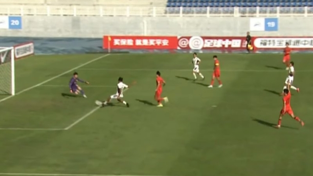 HT ทีมชาติไทย U23 เสมอ ทีมชาติจีน, ยศกร บูรพา ยิงเข้าแต่ไม่ให้