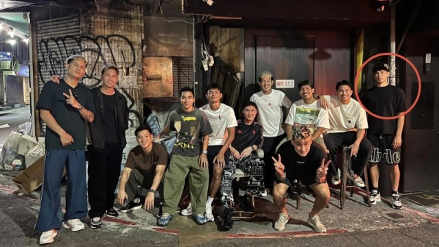ชนะเกินเป้า ถล่มคู่แข่งคาบ้าน !! ชนาธิปอัพภาพหมู่เที่ยวฉลองชัยยิ้มหน้าบานทุกคน แต่มีคนเดียวสุดท้ายยังยิ้มยากจริงๆ