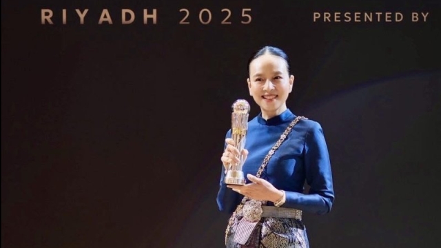 มาดามแป้ง โพสต์เคลื่อนไหว! หลังจารึกประวัติศาสตร์ลูกหนังไทย คว้ารางวัลใหญ่ระดับทวีป