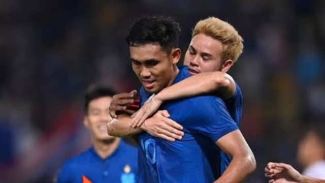 ด่วน! สมาคมลงทะเบียน “ธีรศิลป์ แดงดา” คัมแบ็คทีมชาติไทย ชี้ชะตาเอเชีย