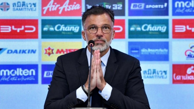 แอนโธนี ฮัดสัน ได้ล่ามคู่ใจ คุม “ทัพช้างศึก”