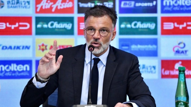 ข่าวดีทัพช้างศึก !! แอนโธนี ฮัดสัน จ่อได้ มิดฟิลด์ Box to box ลูกครึ่งไทย “ทีมชาติไทย” ชี้ชะตาเอเชีย