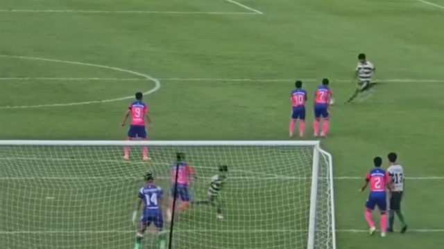 วินาทีสนามแทบแตก !! ชมช็อต “หมอนทองวิทยา” วินาทียิงประตูประวัติศาสตร์ “บอล 7 สี” กระหึ่มสนามศุภชลาศัย