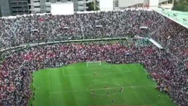 สุดช็อก !! เผยยอดขายบัตรชม “ทีมชาติไทย” ปะทะ สิงคโปร์ สวนกระแสบอล 7 สี