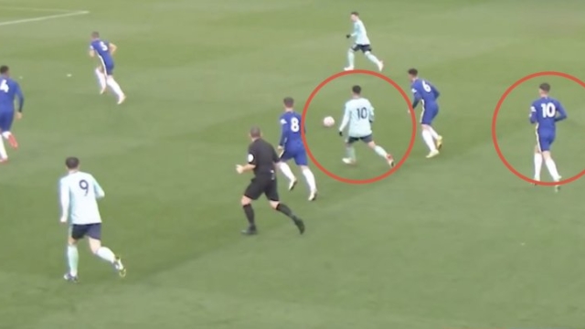 นักเตะไทยบันทึกประวัติศาสตร์ลูกหนังอังกฤษ !! ครั้งแรก 2 แข้งไทย ลงเจอกันในสนามพรีเมียร์ลีก อังกฤษ 2