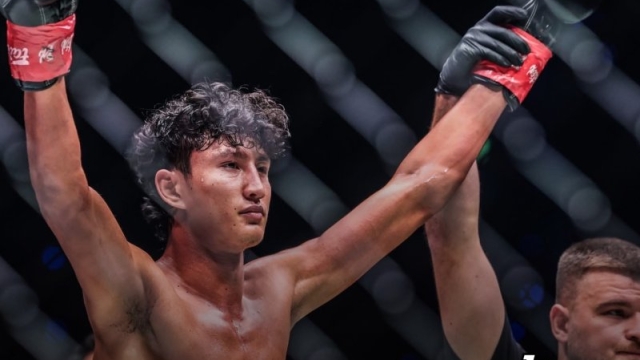 “นาบิล อานาน” ตัดสินใจแล้ว หลังชนะครั้งแรกในชีวิต ศึก ONE คิกบ็อกซิ่ง