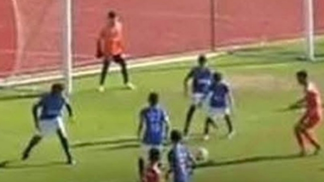 สุดช็อก !! ทีมเยาวชนลาว U12 เอาชนะ “ทีมเยาวชนไทย” เบียดคว้าแชมป์กลุ่ม