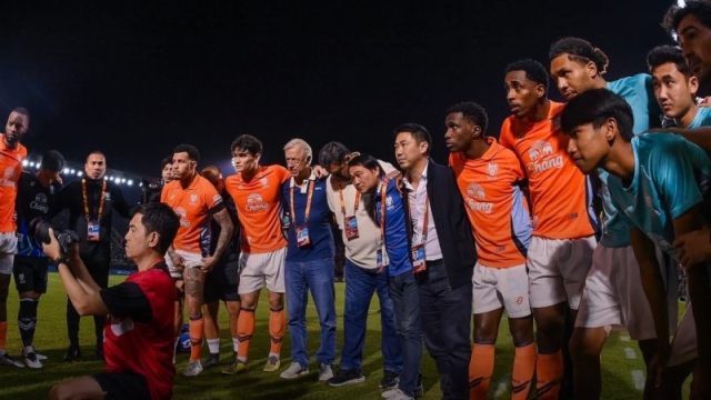 ด่วน! สถานการณ์กลุ่ม F พลิก หลัง “ราชบุรี” ช็อกท้ายเกม กดดับยอดทีมแกร่งเวียดนาม