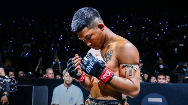 รถถัง จิตรเมืองนนท์ โพสต์ล่าสุด หลังยังเจอประเด็นดราม่าไฟต์ระหว่าง น้องโอ๋ ฮาม่ามวยไทย