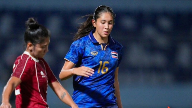 ความรู้สึกแฟนอาเซียน สุดทึ่ง !! ฟุตบอลหญิงทีมชาติไทย ประเดิมซีเกมส์นัดแรก ถล่มเอาชนะ “อินโดนีเซีย” 8-0