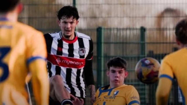 จู๊ด เบลล์ ลงตัวจริง !! ยิงประตูพา กริมสบี้ ทาวน์ อัดคู่แข่ง 2-0 ศึก Central Reserves Cup