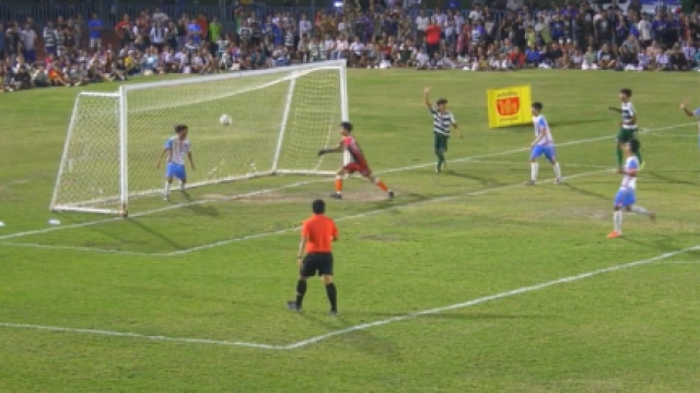 สนามแทบแตก !! หมอนทองวิทยา ยิงประตูตีเสมอ ท่าข้ามพิทยาคม 3-3