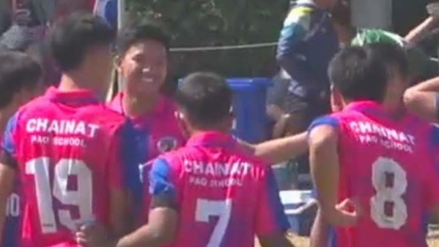 นกใหญ่ฟอร์มอย่างโหด !! อบจ.ชัยนาท อัดคู่แข่ง ทะลุรอบชิงชนะเลิศ ฟุตบอลชาย รุ่นอายุ 18 ปี โอ่งมังกรเกมส์ 2025