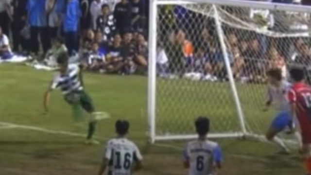 อึ้งกันทั้งสนาม !! ช๊อตวินาที “เจ้านาว” เจษฎา ลังกา แปเต็มข้อ ดูยังไงก็เข้า แต่สุดท้ายเป็นไง..!