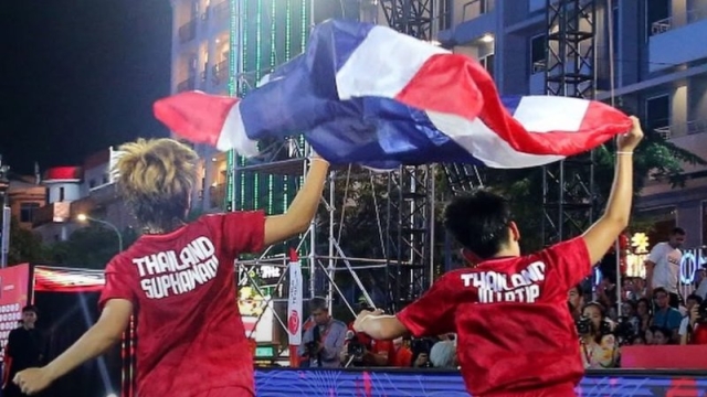 ไทยสะเทือนเวทีโลก !! “จุฑาทิพย์ - สุภาวดี” เทคบอลทีมชาติไทยโค่นฮังการี ผงาดคว้าแชมป์โลก