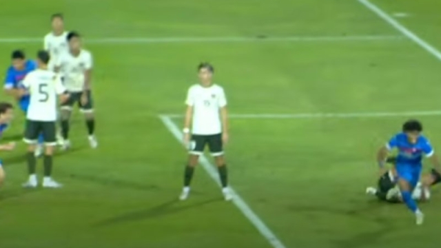 อินโดนีเซีย แชมป์เก่า !! ช็อกไม่หาย สถานการณ์กลุ่ม C สุดพลิก