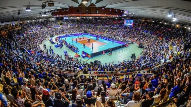 เซตสองอย่างเดือด !! “วอลเล่ย์บอลชายทีมชาติไทย” ปิดเซตสองอัด สิงคโปร์ 25-15