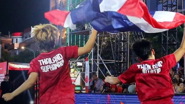 สมราคาแชมป์โลก !! “หยก จุฑาทิพย์” ฟอร์มดุ เบิ้ล 2 เหรียญทอง เทคบอล ซีเกมส์ 2025