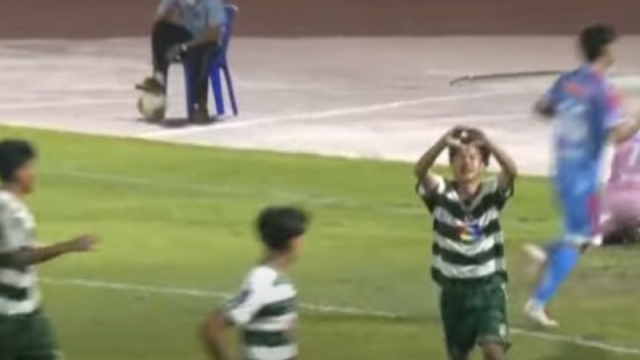 เจ้าถิ่นสุดช็อก !! หมอนทองวิทยา บุกถล่ม VIP กำแพงเพชร ยับคาบ้าน