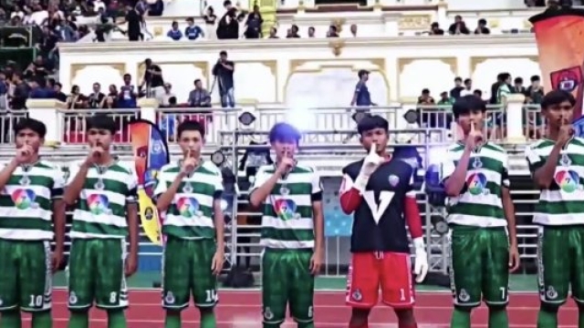 ด่วน! “หมอนทองวิทยา” กำลังจะลงสนาม บุกปะทะ เสี่ยแชมป์รักกัญ CXC x ปุ๋ยช้างศึก พร้อมช่องทางชมสด !!