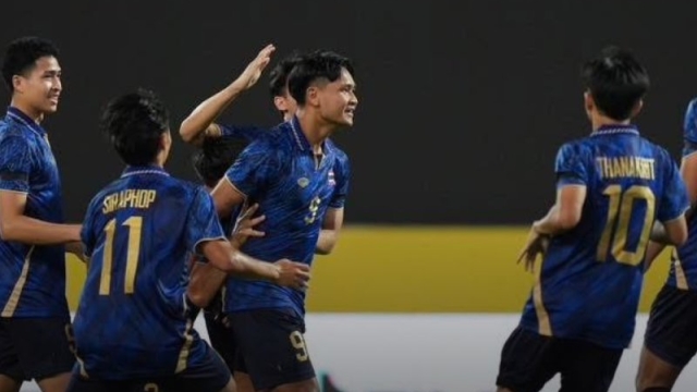 สุดช็อก !! ทีมชาติเวียดนาม พลิกชนะ ทีมชาติไทย คว้าเหรียญทอง ซีเกมส์ 2025