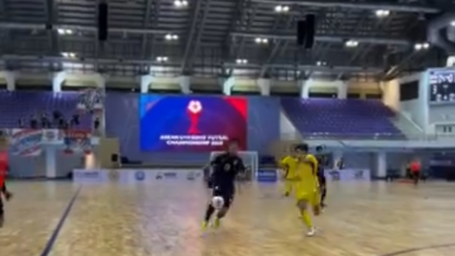 ชมช็อตวินาที มาเลเซีย สุดช็อก !! โดน “ทีมชาติไทย” ยิงพลิกแซงขึ้นนำ สุดท้ายทะลุรอบชิงชนะเลิศ