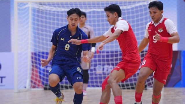 ครึ่งแรกอย่างเดือด !! อินโดนีเซีย ตีเสมอ “ทีมชาติไทย” 1-1 รอบชิงชนะเลิศ