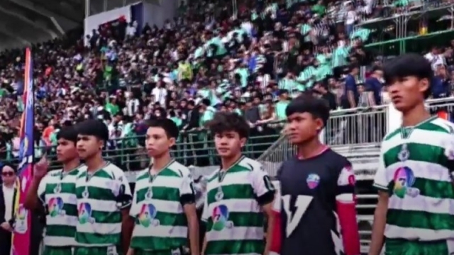 แฟนไทยเตรียมชม !! “หมอนทองวิทยา” ปะทะ ทีมดาราภาพยนต์ ”บอปดิ๊บดิบ“