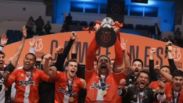 ไทยกระหึ่มสเปน !! “มูฮัมหมัด” ยิงประตูพา จิมบี้ คาร์ตาเฮนา คว้าแชมป์