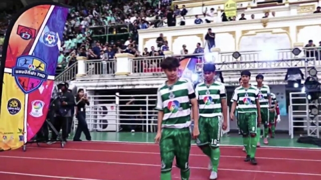 ด่วน !! กำลังจะลงสนาม ช่องทางชม “หมอนทอง” ปะทะ โรงเรียนเกาะโพธิ์ถ้วยงามวิทยา รอบก่อนรองชนะเลิศ