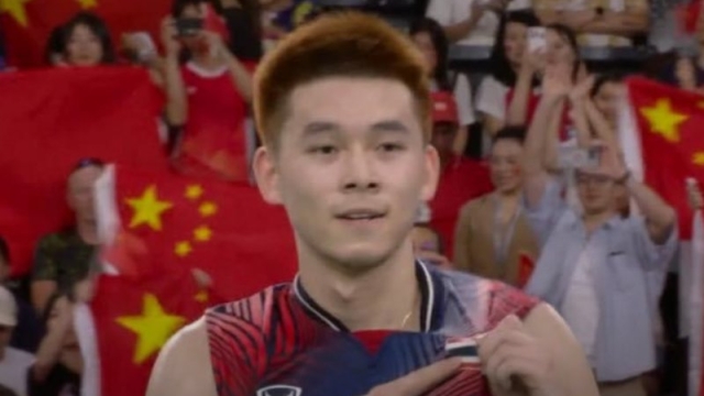 ความรู้สึกแฟนจีน !! หลัง ฉี ยู่ฉี มือ 1 ของโลก ยอมแพ้ “วิว กุลวุฒิ” แบดมินตันไทย พลาดแชมป์ Super 1000