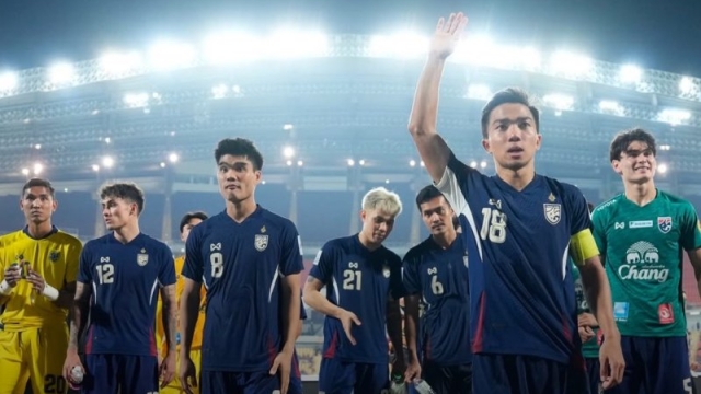 วันนี้แฟนไทยห้ามพลาด !! 3 ช่องทางถ่ายทอดสด “ทีมชาติไทย” ชุดใหญ่ จับสลากแบ่งสาย ศึกฟุตบอล ชิงแชมป์อาเซียน