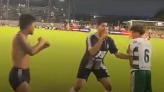 ช๊อตวินาที “วิเตญา” จะขอไฝว้เชิงมวย “รถถัง จิตรเมืองนนท์”