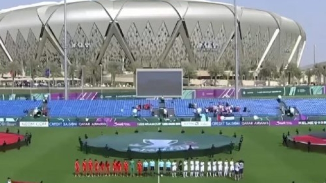 ด่วน !! ช่องทางถ่ายทอดสด  ทีมชาติญี่ปุ่น U23 ปะทะ ทีมชาติเกาหลีใต้ U23 ชิงแชมป์เอเชีย รอบรองชนะเลิศ