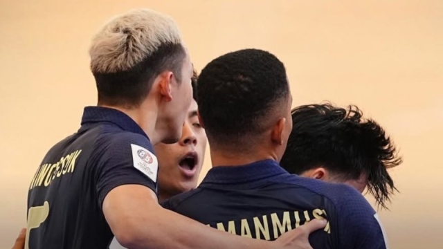 ไทยสะเทือนเอเชีย !! อุสมานมูซา กดประตูชัย “ทีมชาติไทย” อัดเลบานอน ประเดิมนัดแรกเอเชีย