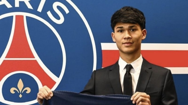 ฮือฮาอาเซียน !! PSG เปิดตัว “แข้งเทพฟิลิปปินส์” ร่วมทีมอย่างเป็นทางการ ค่าตัวทะลุเกิน 300 ล้านบาท