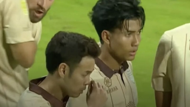 ยักษ์ใหญ่สิงคโปร์ สุดช็อก !! โดน “บุรีรัมย์” บุกถล่มยับคาบ้าน