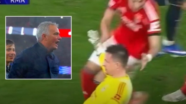 เหลือจะเชื่อ !! นายด่านเบนฟิก้า ขึ้นโขกประตูชัยโค่น เรอัล มาดริด ลุ้นเข้ารอบ UCL สุดดราม่า